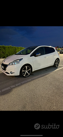 Peugeot 208 e hdi 92 cv