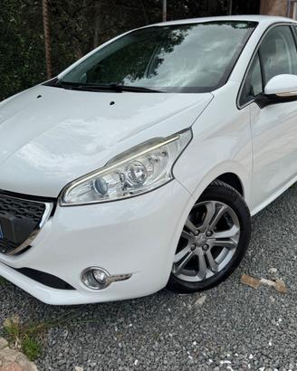 Peugeot 208 1.6 e-HDi 92 CV Stop&Start 5 porte All