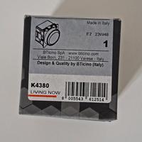 Torcia estraibile e ricaricabile

