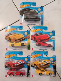 LOTTO HOT WHEELS 🔥 FERRARI 🔥  5 MODELLI SIGILLAT