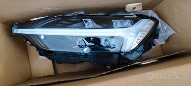 Faro Nuovo Volvo XC 60