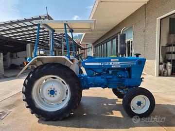Trattore Ford 6600
