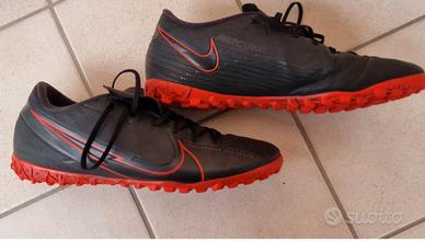 SCARPE DA CALCETTO NIKE MERCURIAL