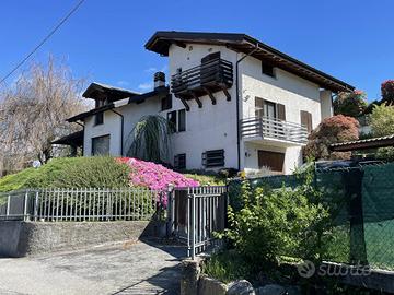 Villa bifamiliare Luino [Cod. rif 3144500VRG]