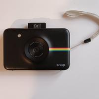 Macchina fotografica polaroid snap - fotocamera in