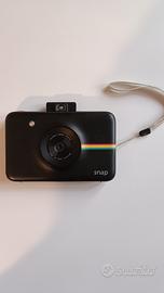 Macchina fotografica polaroid snap - fotocamera in