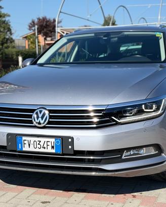Volkswagen Passat Variant 2.0 TDI SCR 190 CV DSG E
