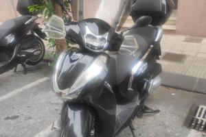 Scooter Honda SH 300 abs