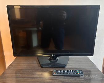 LG 24" TV Monitor LED