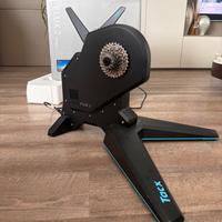 Rullo interattivo Garmin Tacx Flux 2 Smart