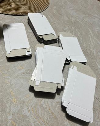 Scatoline per figurine