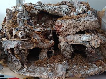 Presepe artigianale in sughero - StileTradizionale