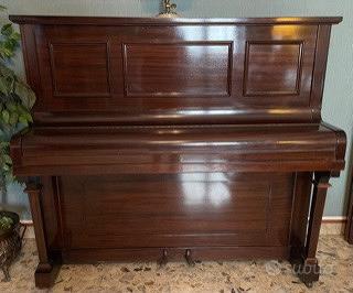 Pianoforte verticale Laurent