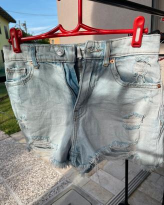 Short jeans ragazza