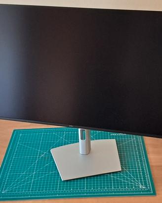 Monitor hub USB-C Dell Pro 32 Plus 4K - P3225QE