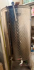 Serbatoio inox 500L perfetto per olio e vino