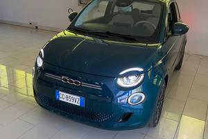 Fiat 500e la prima full optional
