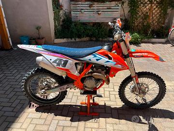 Ktm 250 sxf Anno 2022 Cross