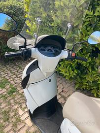 Scarabeo light 200