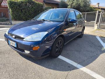 Ford Focus 1.6 Benzina