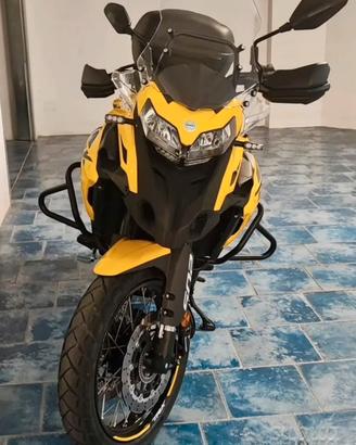 Paramotore tubolare Benelli Trk 502 X e Trk 502