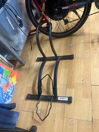 cavalletto espositore porta bici da terra