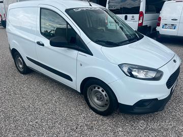 FURGONE FORD Transit Courier anno 2021