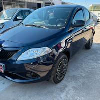 Lancia Ypsilon 0.9 TwinAir 85 CV 5 porte Metano Ec