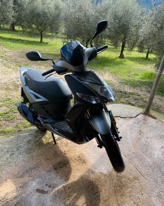 kymco 125 r16+
