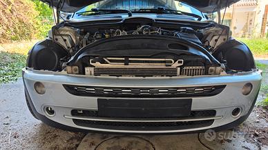 Mini Cooper R50/R53 disponibile per ricambi