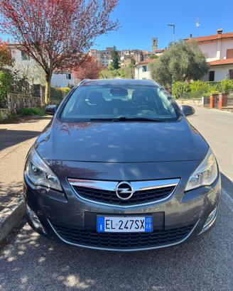 Opel Astra 1,7 sw diesel sport tourer cosmo 110cv