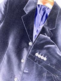 Giacca in velluto liscio blu.