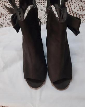 stivaletto donna n. 38