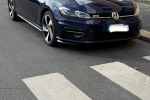 Volswagen golf 7.5 R line