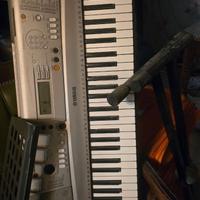 pianola yamaha psr -E313 cn legio