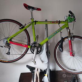 MTB marca MOUNTAIN CHALLANGER modello PRO