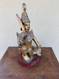 Statua Birmana