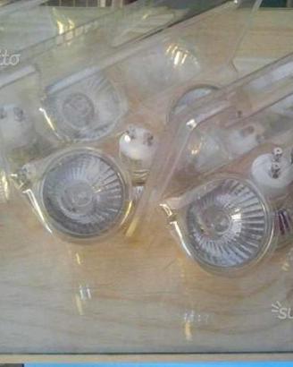 4 lampadine alogene miste con attacco GU 10