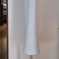  Lampada piantana in vetro bianco  di designer