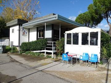 bar in posizione strategica