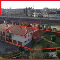 VILLA IN BIFAMILIARE a Cervignano del Fr.
