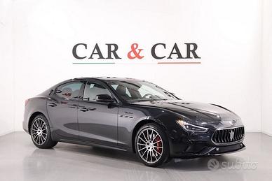 Maserati Ghibli Modena Ultima SQ4 430 CV