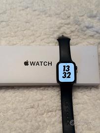 Apple Watch SE