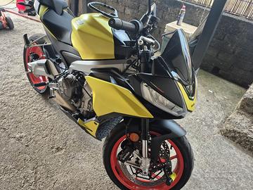 Aprilia tuono 660 un gioiello.