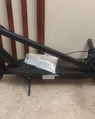 Monopattino elettrico Aovopro EsMax 500W