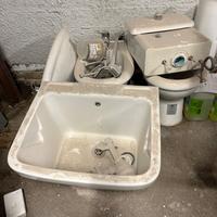 WC, bidet, lavandino