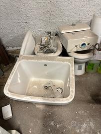 WC, bidet, lavandino