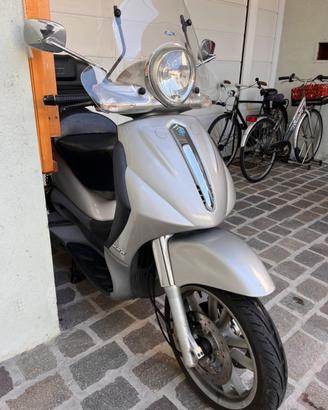 Piaggio Beverly 500