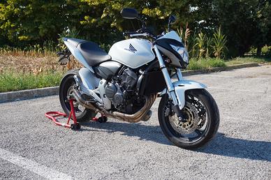 Honda hornet cb600f 2011 - 22000 km- 2 proprietari