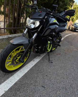 Yamaha mt-07